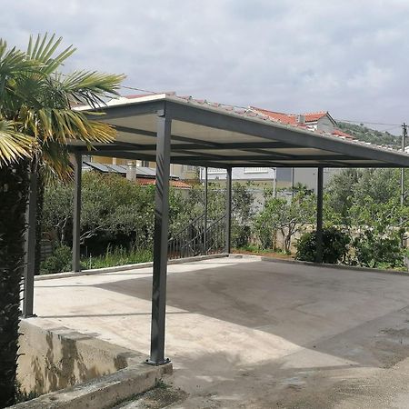 Apartments Jerkin Tribalj Exterior foto
